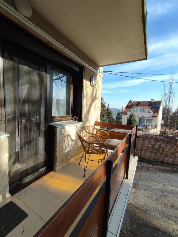 Hillside Lodge Budapeşte Dış mekan fotoğraf
