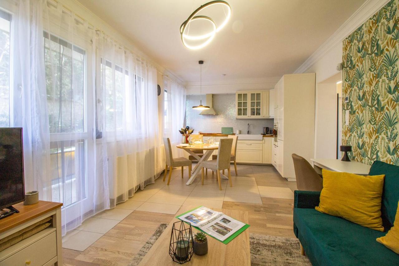 Hillside Lodge Budapeşte Dış mekan fotoğraf